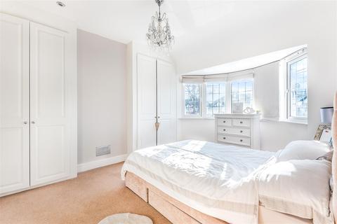 40 Windsor Avenue, Cheam, Sutton, SM3 9RX