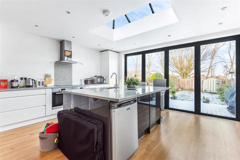 40 Windsor Avenue, Cheam, Sutton, SM3 9RX