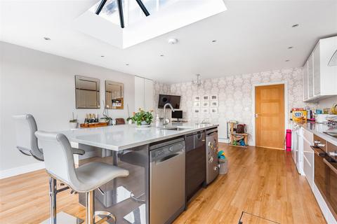 40 Windsor Avenue, Cheam, Sutton, SM3 9RX
