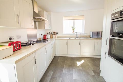 79 Anglia Way, Great Denham, Bedford, MK40 4SD