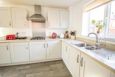 79 Anglia Way, Great Denham, Bedford, MK40 4SD