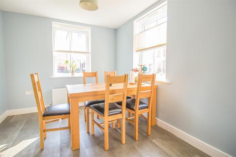 79 Anglia Way, Great Denham, Bedford, MK40 4SD