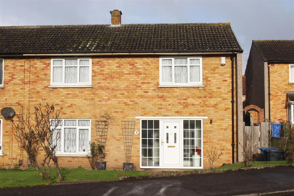 Chesterton Way, Tamworth 4 bed semidetached house £219,950