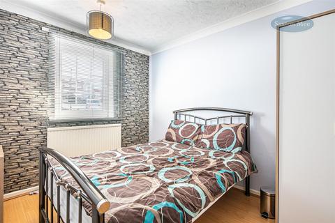 12 Knoll Close, Stocksbridge, Sheffield, S36 2GQ