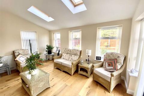 4 Coppice Close, Hinckley, LE10 1TF