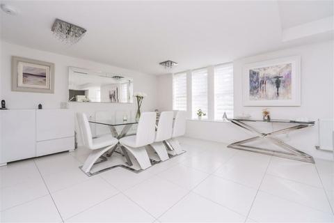 22 Beech Close, Harrogate, HG2 0FE