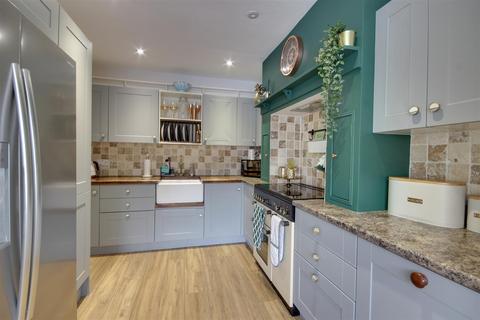 17 The Lunds, Kirk Ella, Hull, HU10 7JJ