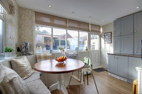 17 The Lunds, Kirk Ella, Hull, HU10 7JJ