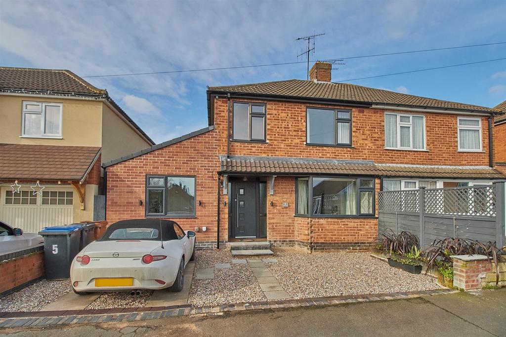 Coronation Road, Earl Shilton 3 bed semidetached house £235,000