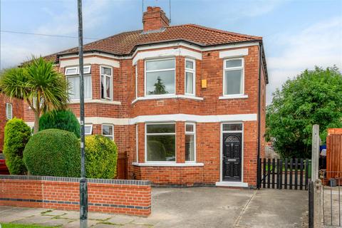 3 bedroom semi-detached house to rent, Owston Avenue, Hull Road, York, YO10 3AJ