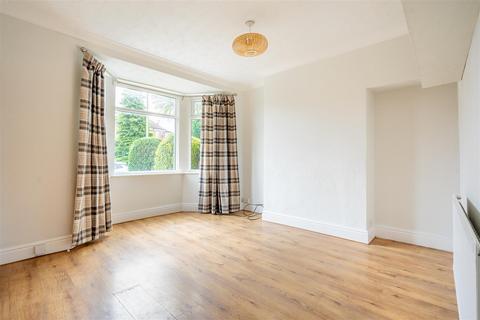3 bedroom semi-detached house to rent, Owston Avenue, Hull Road, York, YO10 3AJ