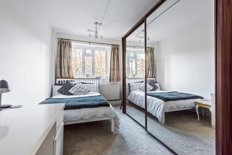 Flat 7, Vaughan House Nelson Square, London, SE1 0PY