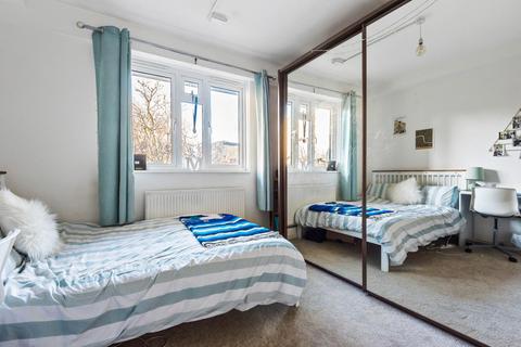 Flat 7, Vaughan House Nelson Square, London, SE1 0PY