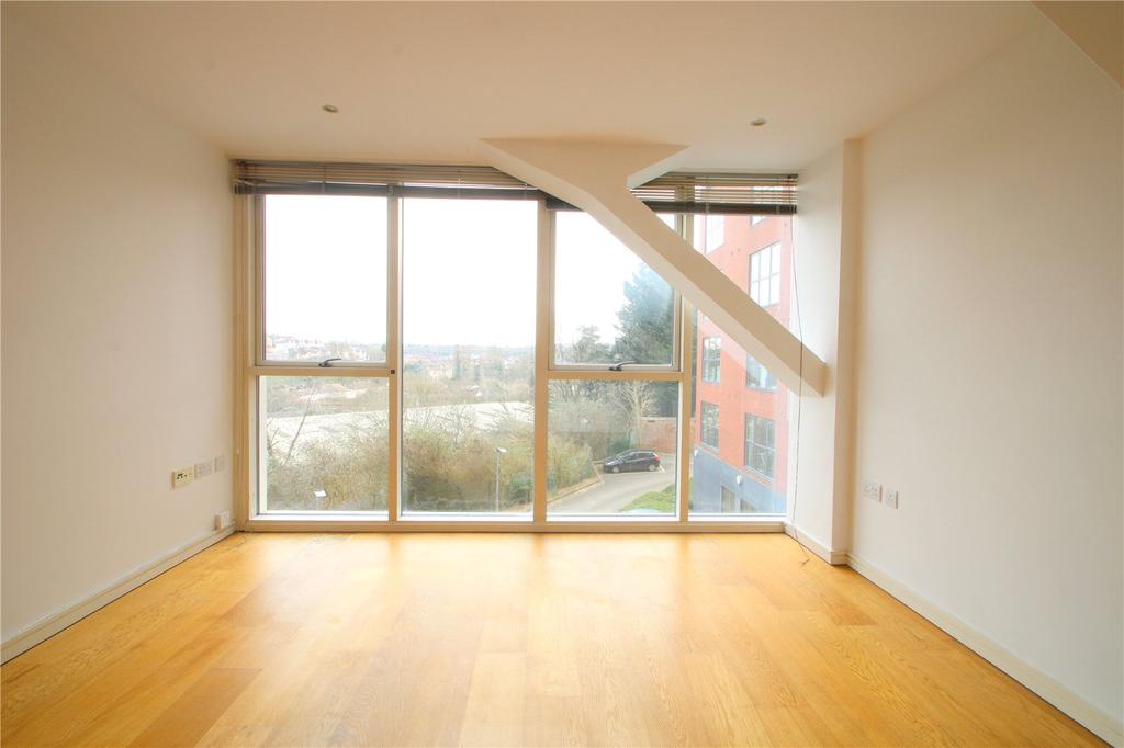 Kitchen/Living Area