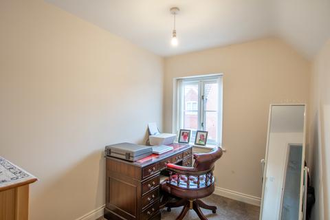3 Hine Close, Retford, DN22 7ZH