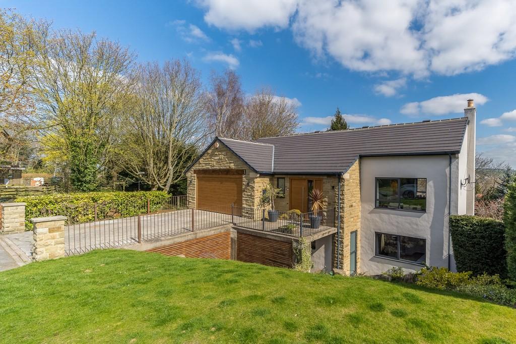 Ridge Close, Tranmere Park, Guiseley 5 bed detached house £750,000