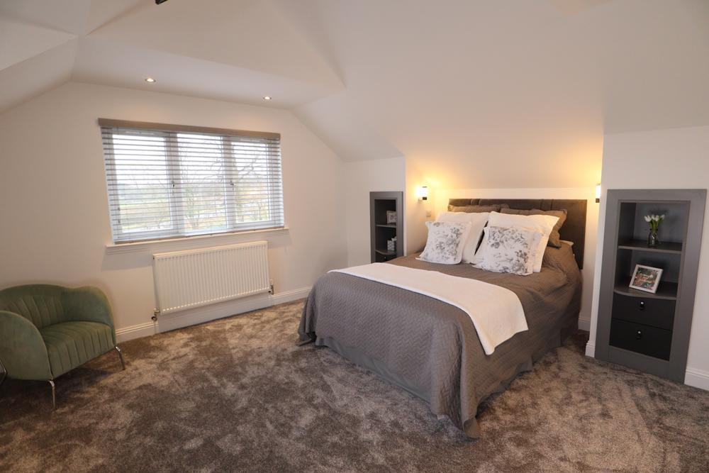 Master bedroom (1)