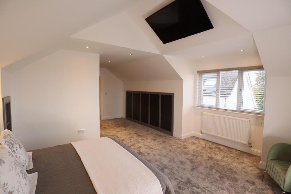 Master bedroom (3)