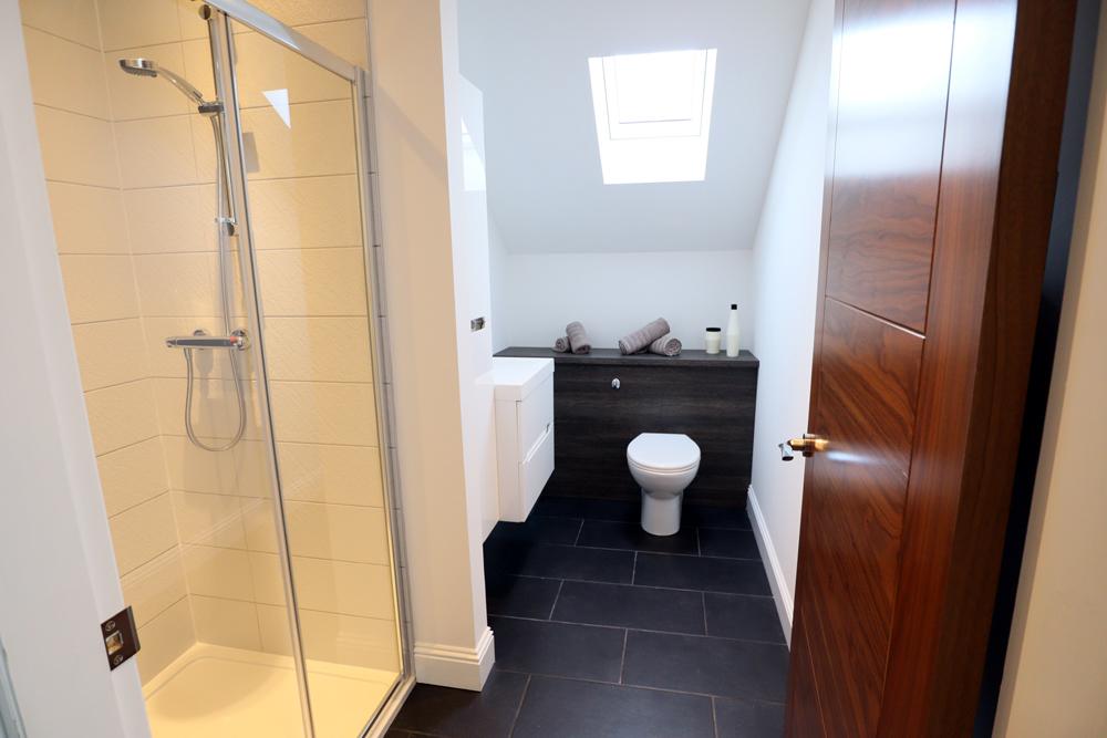 Bed three en-suite (2)