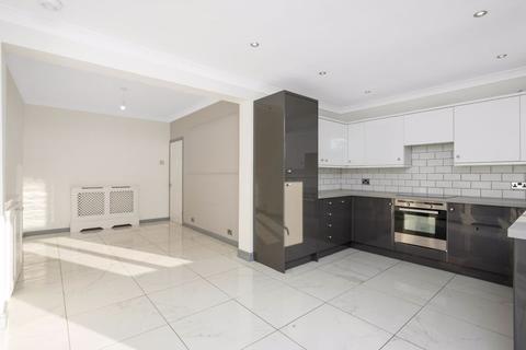 69 Sparrows Lane, London, SE9 2BP