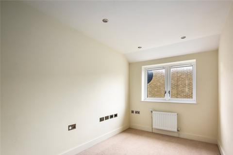 23 Douro Street, London, E3 2TS