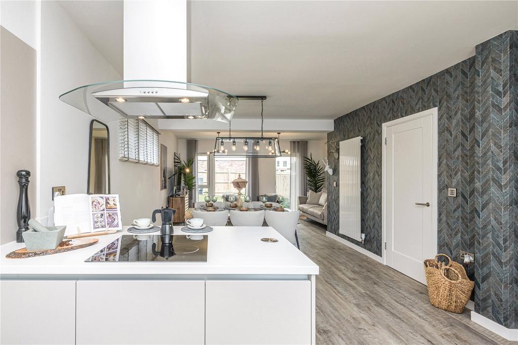 Sommar Show Home
