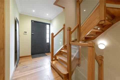 3 bedroom semi-detached house to rent, Spylaw Street, Edinburgh, EH13