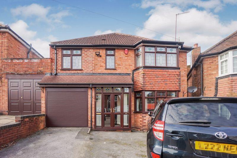Charlemont Avenue, West Bromwich 4 bed detached house £289,950