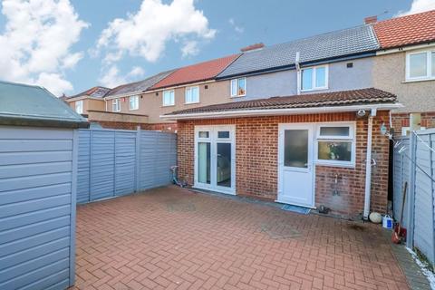 17 Myrtle Crescent, Slough, SL2 5BB