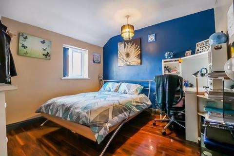 17 Myrtle Crescent, Slough, SL2 5BB