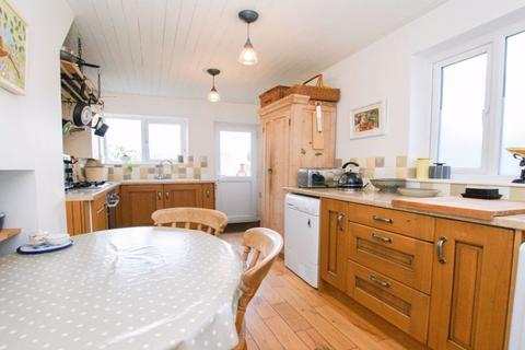 36 Chudleigh Road, Exeter, EX2 8TU