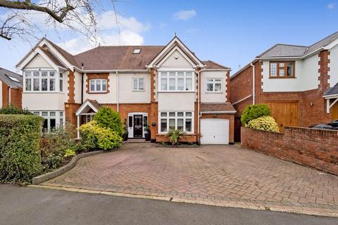 15 Fanshawe Crescent, Hornchurch, RM11 2DD