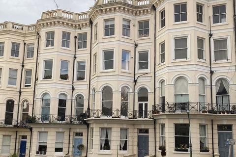 1 bedroom apartment to rent, Cambridge Road, Hove