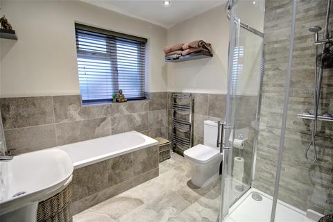 6 Elmtree Road, Sutton Coldfield, B74 3RY