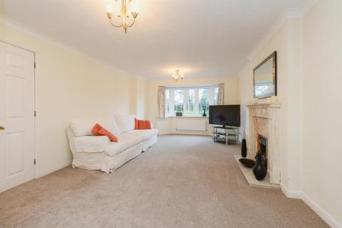3 Beckside, Lowdham, Nottingham, NG14 7WJ