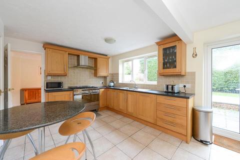 3 Beckside, Lowdham, Nottingham, NG14 7WJ