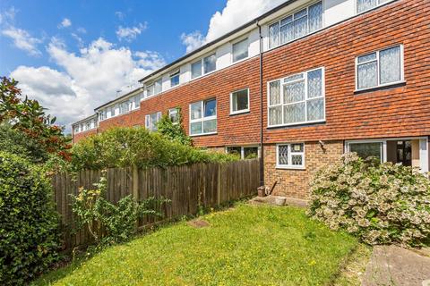 11 Hillview, London, SW20 0TA