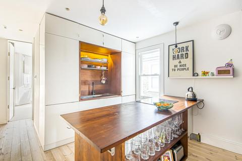 39b Dundalk Road, London, SE4 2JJ