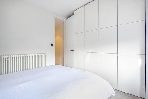 39b Dundalk Road, London, SE4 2JJ