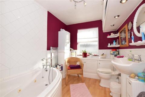 71 Northcote Road, London, E17 7DT