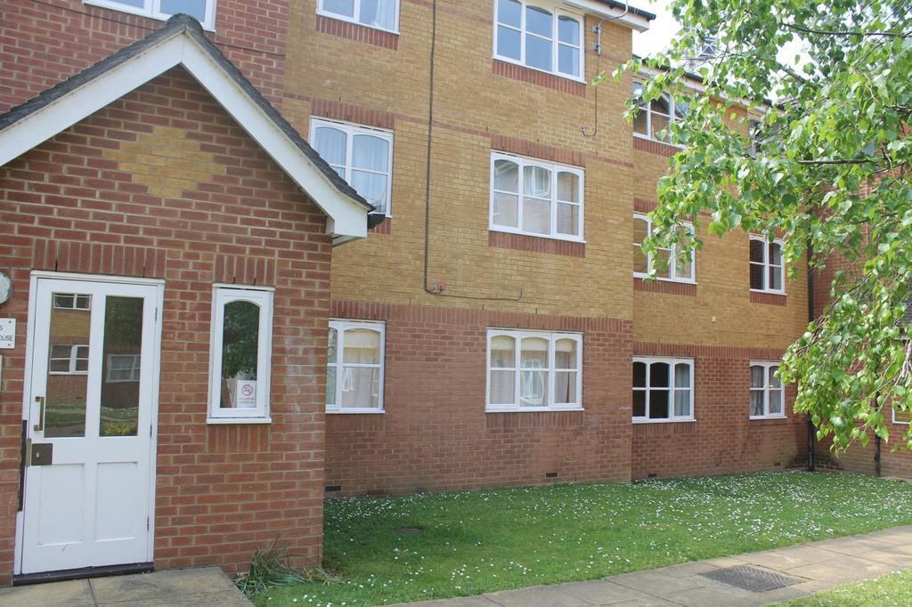 Century House, Armoury Road, Lewisham SE8 1 bed apartment to rent £