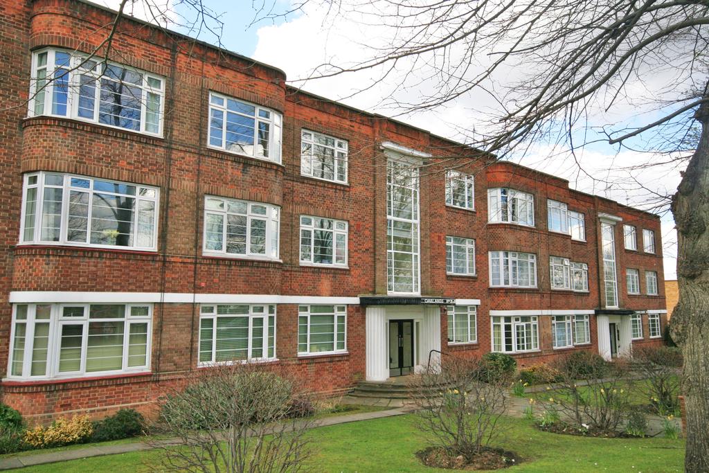 Oaklands, Argyle Road, Ealing, London W13 2 bed flat for sale £435,000