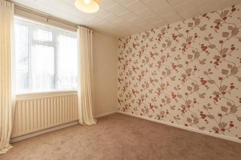 59 Bowes Road, Staines-upon-thames, TW18 3EU