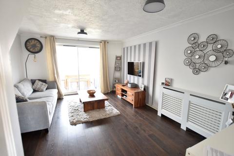 20 Westminster Close, Feltham, TW14 9XD