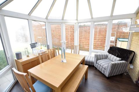 20 Westminster Close, Feltham, TW14 9XD