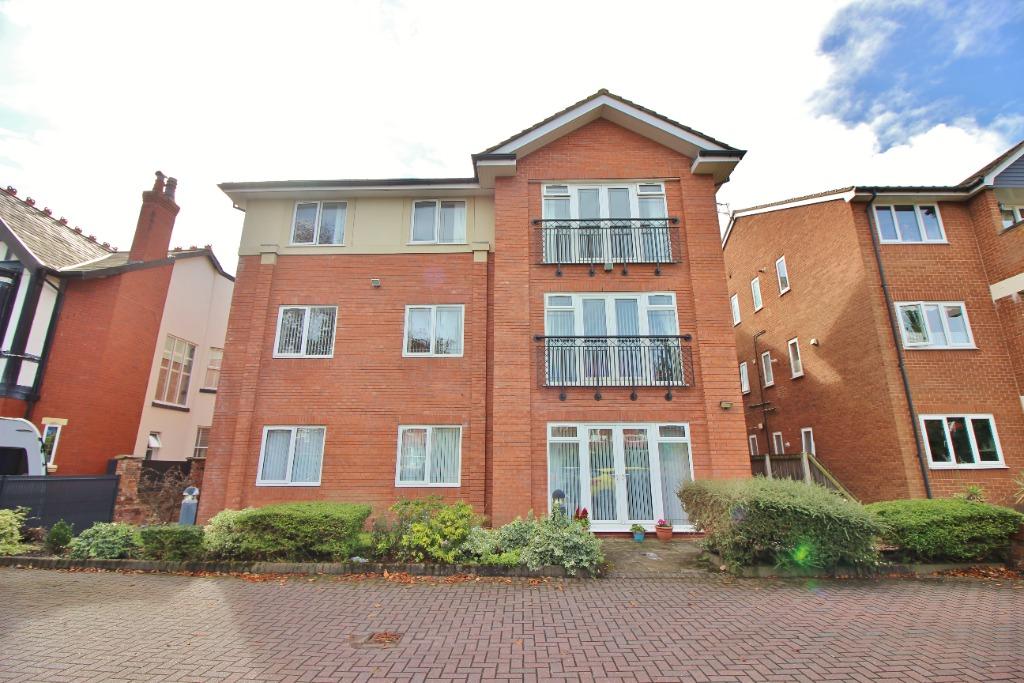 Scarisbrick New Road, Southport, PR8 2 bed flat £650 pcm (£150 pw)