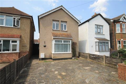 21 Salcombe Road, Ashford, TW15 3BS