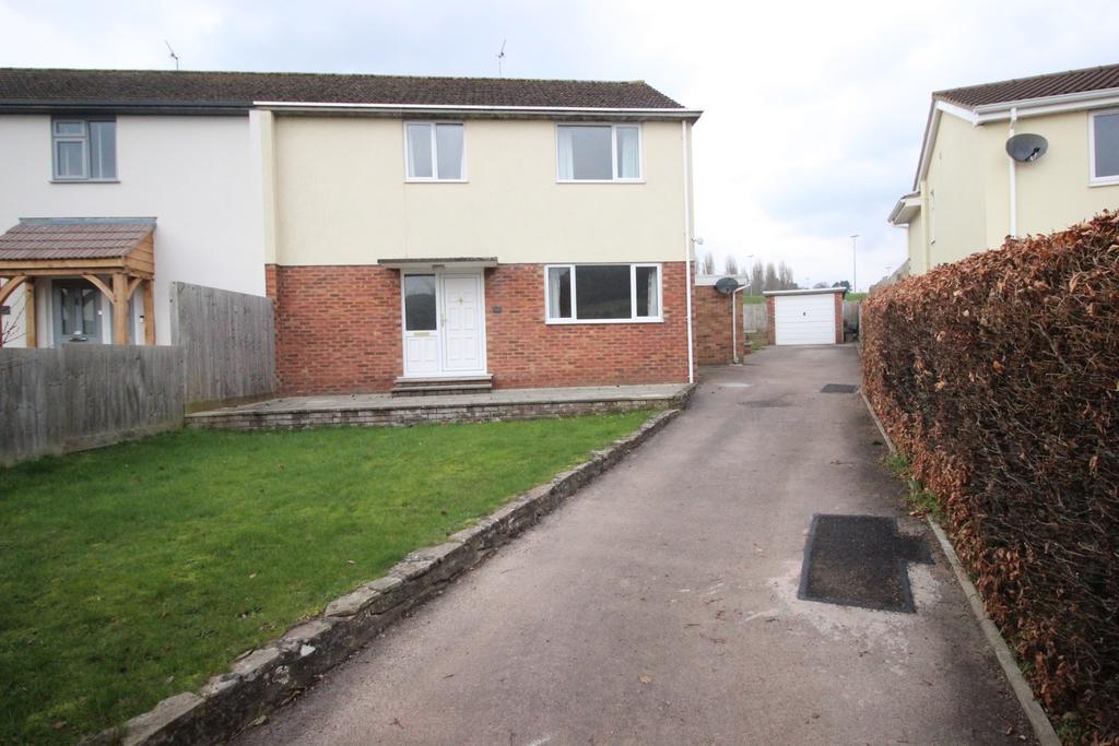 Dixton Close, Monmouth, NP25 3 bed house £850 pcm (£196 pw)