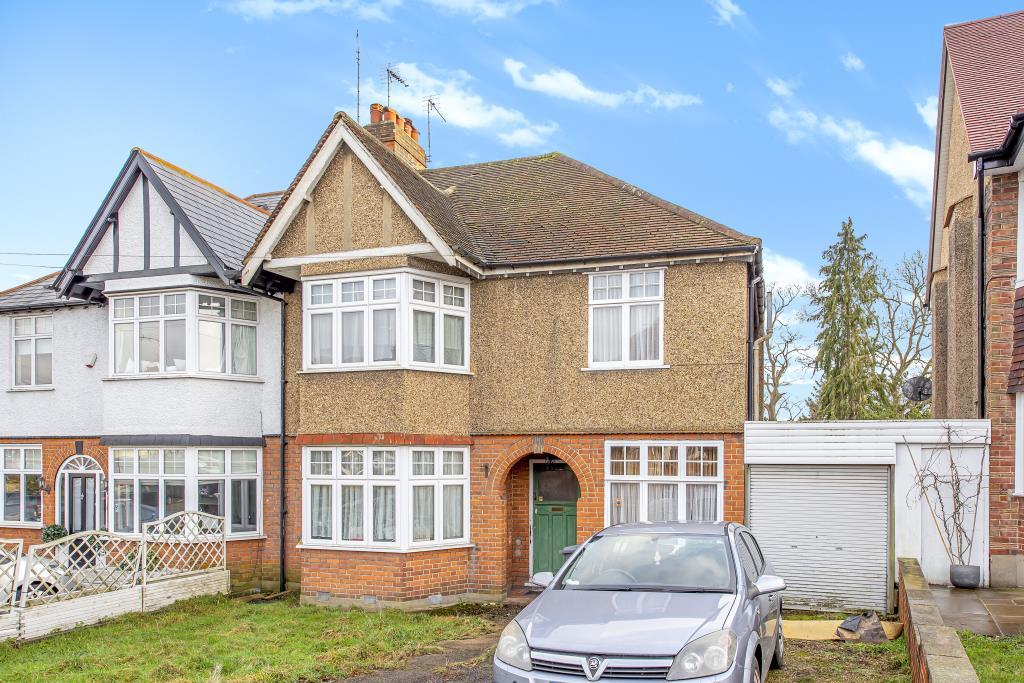 New Hertfordshire, EN5 3 bed semidetached house £850,000