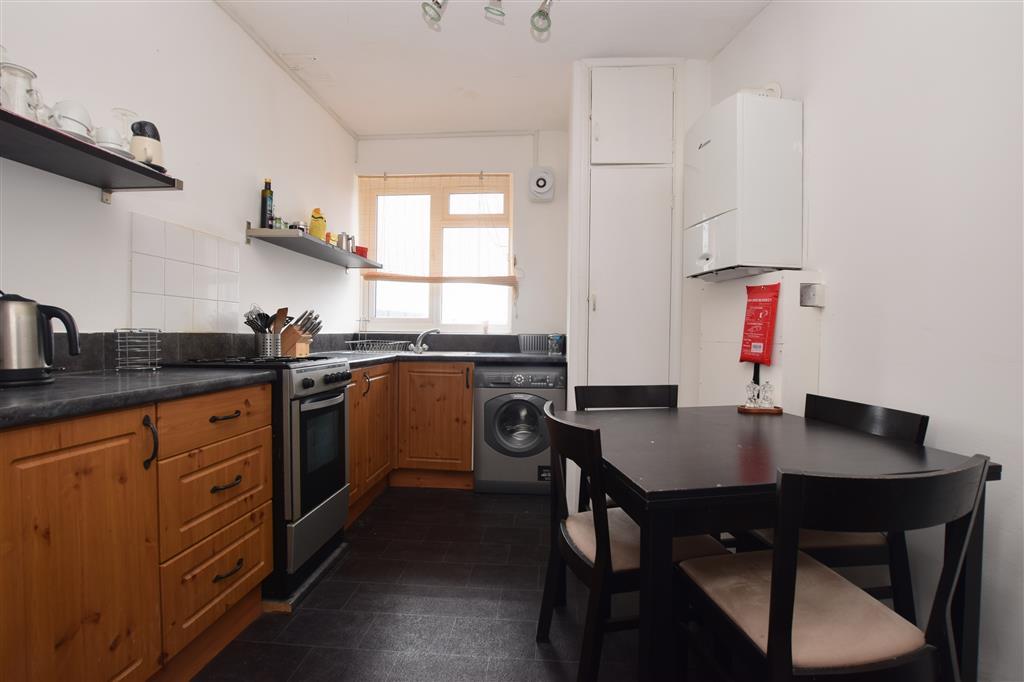 Kitchen / Breakfast Room